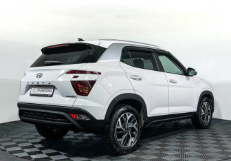Подержанный автомобиль Hyundai Creta 2022 года (5 фото)