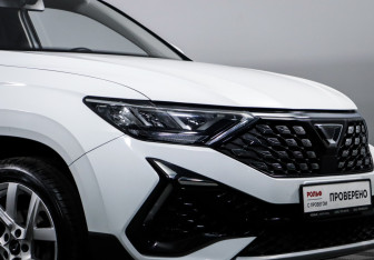 Подержанный автомобиль Jetta VS5 2023 года (16 фото)