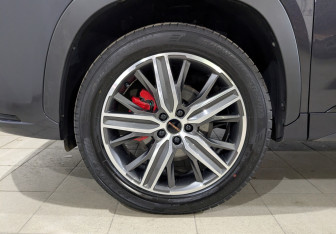 Подержанный автомобиль Exeed LX 2024 года (6 фото)