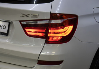 Подержанный автомобиль BMW X3 2016 года (24 фото)