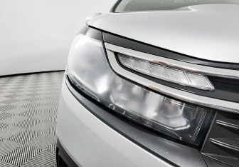 Подержанный автомобиль Citroen C4 Sedan 2018 года (5 фото)