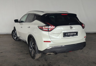 Подержанный автомобиль Nissan Murano Suv 2017 года (5 фото)