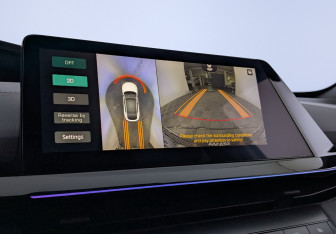 Подержанный автомобиль Changan UNI-V 2023 года (17 фото)