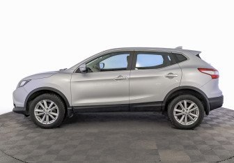 Подержанный автомобиль Nissan Qashqai 2019 года (8 фото)