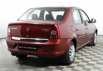 Подержанный автомобиль Renault Logan Sedan 2012 года (3 фото)