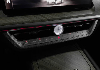 Подержанный автомобиль Tank 500 2023 года (18 фото)