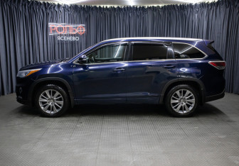 Подержанный автомобиль Toyota Highlander 2014 года (8 фото)
