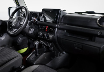 Подержанный автомобиль Suzuki Jimny 2020 года (9 фото)