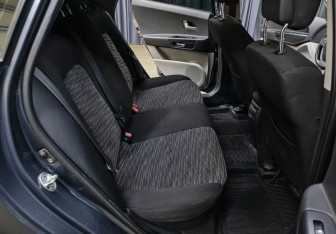 Подержанный автомобиль Kia Ceed Hatchback 2009 года (12 фото)