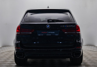 Подержанный автомобиль BMW X5 2016 года (4 фото)