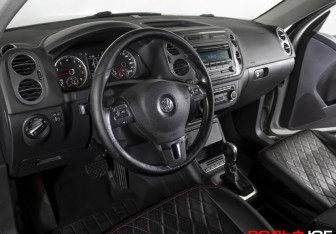 Подержанный автомобиль Volkswagen Tiguan 2014 года (17 фото)
