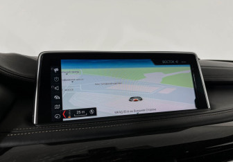 Подержанный автомобиль BMW X6 2016 года (22 фото)