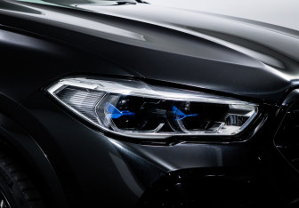 Подержанный автомобиль BMW X6 M 2020 года (17 фото)