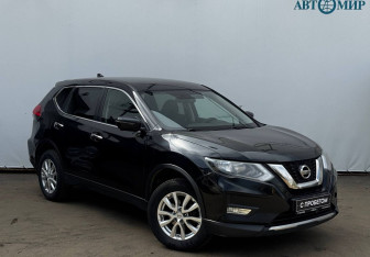 Подержанный автомобиль Nissan X-Trail 2019 года (3 фото)
