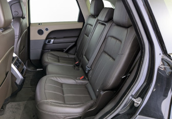 Подержанный автомобиль Land Rover Range Rover Sport 2018 года (12 фото)