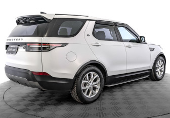 Подержанный автомобиль Land Rover Discovery 2018 года (5 фото)