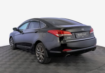 Подержанный автомобиль Hyundai i40 Sedan 2014 года (7 фото)