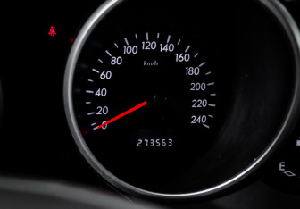 Подержанный автомобиль Subaru Tribeca 2007 года (11 фото)