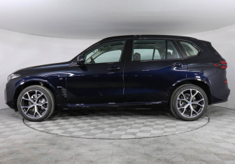 Новый BMW X5 2025 (5 фото)