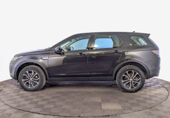 Подержанный автомобиль Land Rover Discovery Sport 2015 года (8 фото)