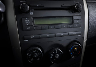 Подержанный автомобиль Toyota Corolla Sedan 2008 года (16 фото)