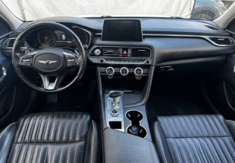 Подержанный автомобиль Genesis G70 2018 года (9 фото)