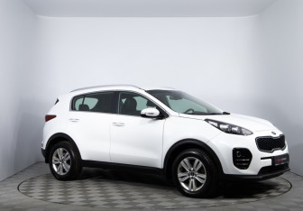 Подержанный автомобиль Kia Sportage 2018 года (3 фото)