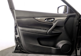 Подержанный автомобиль Nissan X-Trail 2019 года (19 фото)