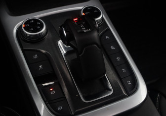 Подержанный автомобиль Tank 300 2023 года (18 фото)