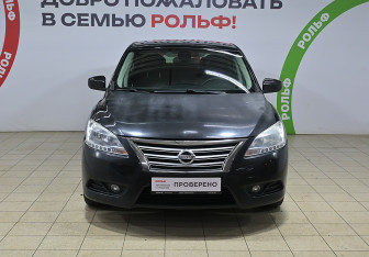 Подержанный автомобиль Nissan Sentra Sedan 2015 года (2 фото)