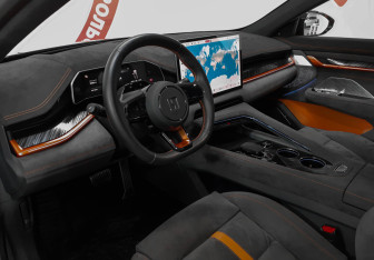 Подержанный автомобиль Zeekr 001 2023 года (7 фото)