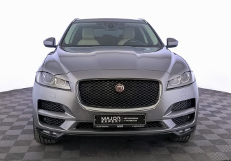 Подержанный автомобиль Jaguar F-Pace 2019 года (2 фото)