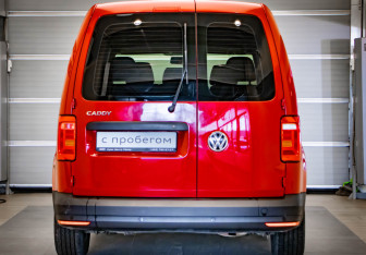 Подержанный автомобиль Volkswagen Caddy Compactvan 2019 года (5 фото)