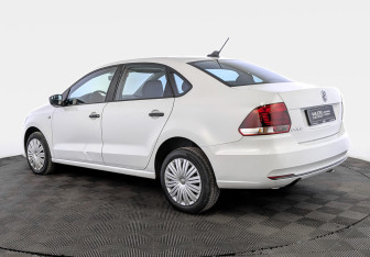Подержанный автомобиль Volkswagen Polo Sedan 2019 года (7 фото)