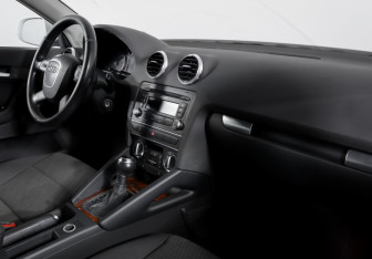 Подержанный автомобиль Audi A3 Hatchback 2012 года (9 фото)