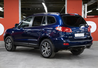 Подержанный автомобиль Hyundai Santa Fe 2007 года (7 фото)