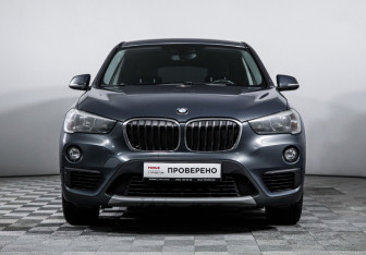 Подержанный автомобиль BMW X1 2016 года (2 фото)