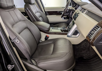 Подержанный автомобиль Land Rover Range Rover 2021 года (25 фото)