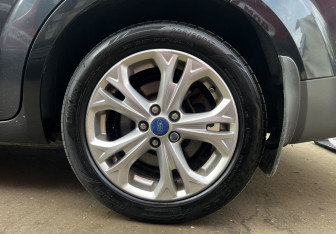 Подержанный автомобиль Ford Galaxy 2011 года (9 фото)