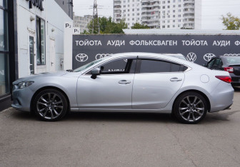 Подержанный автомобиль Mazda 6 Sedan 2017 года (8 фото)