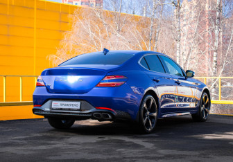 Подержанный автомобиль Genesis G70 2021 года (3 фото)