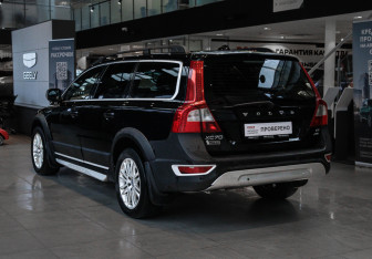 Подержанный автомобиль Volvo XC70 2008 года (6 фото)