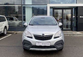 Подержанный автомобиль Opel Mokka 2014 года (2 фото)