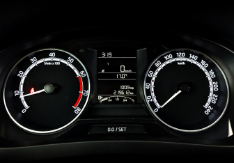 Подержанный автомобиль Skoda Rapid Liftback 2019 года (13 фото)