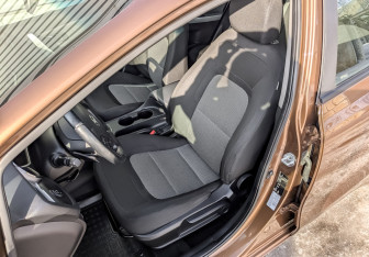 Подержанный автомобиль Kia Ceed Hatchback 2017 года (20 фото)