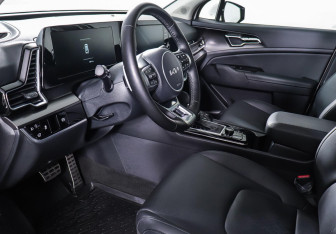 Подержанный автомобиль Kia Sportage 2022 года (12 фото)