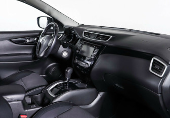 Подержанный автомобиль Nissan Qashqai 2014 года (8 фото)