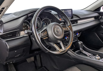 Подержанный автомобиль Mazda 6 Sedan 2019 года (15 фото)