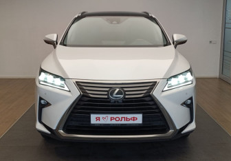 Подержанный автомобиль Lexus RX 2021 года (2 фото)