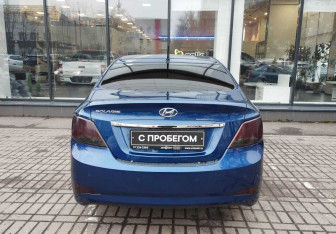 Подержанный автомобиль Hyundai Solaris Sedan 2015 года (7 фото)